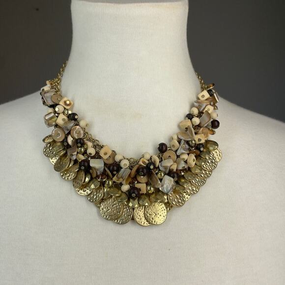 Hammered Medallion Beaded Statement Necklace y2k NWT - Picture 8 of 15
